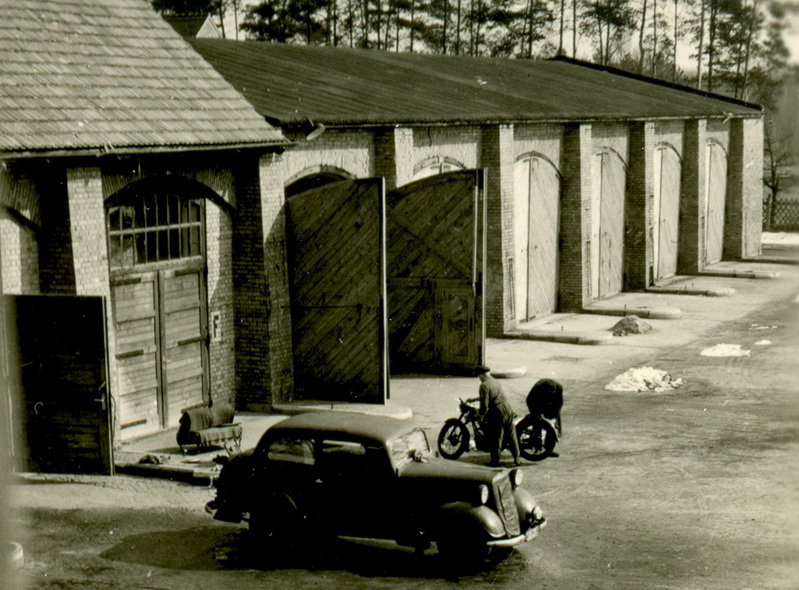 Fahrzeughalle nach 1952