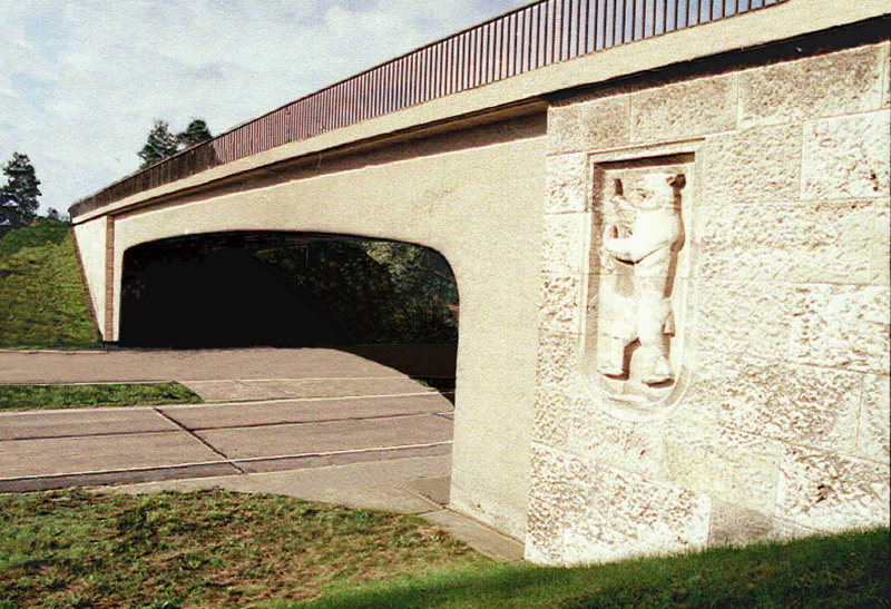 A 12 altes Torbauwerk zum Berliner Ring